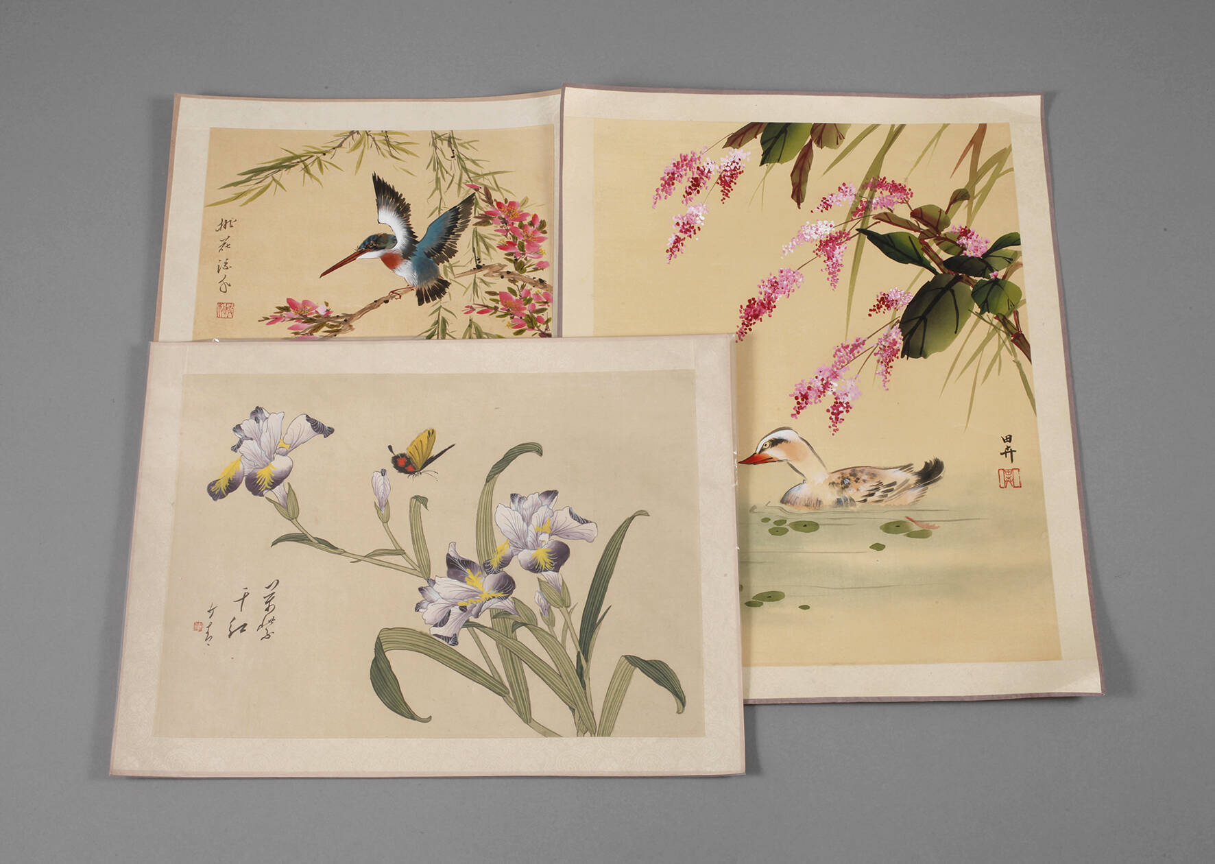 Drei Seidenmalereien