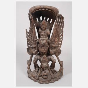 Figürliche Schnitzereien