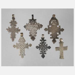Konvolut Kreuzanhänger