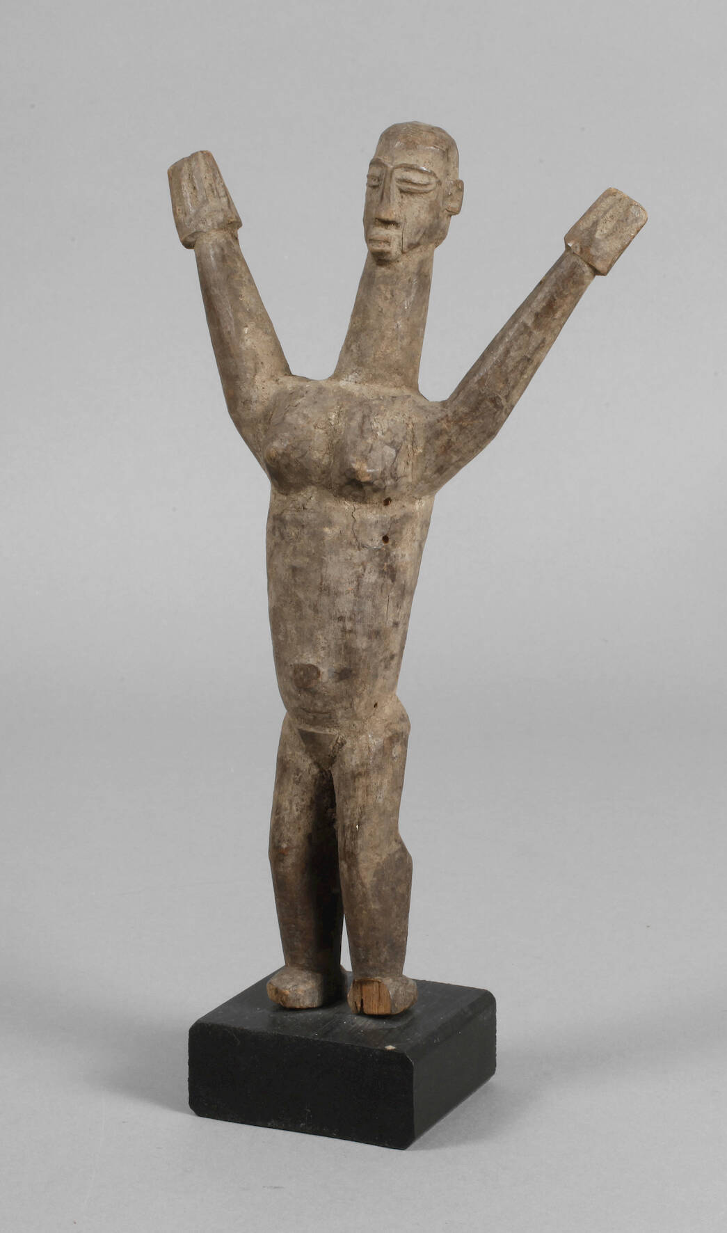 Figürliche Schnitzerei