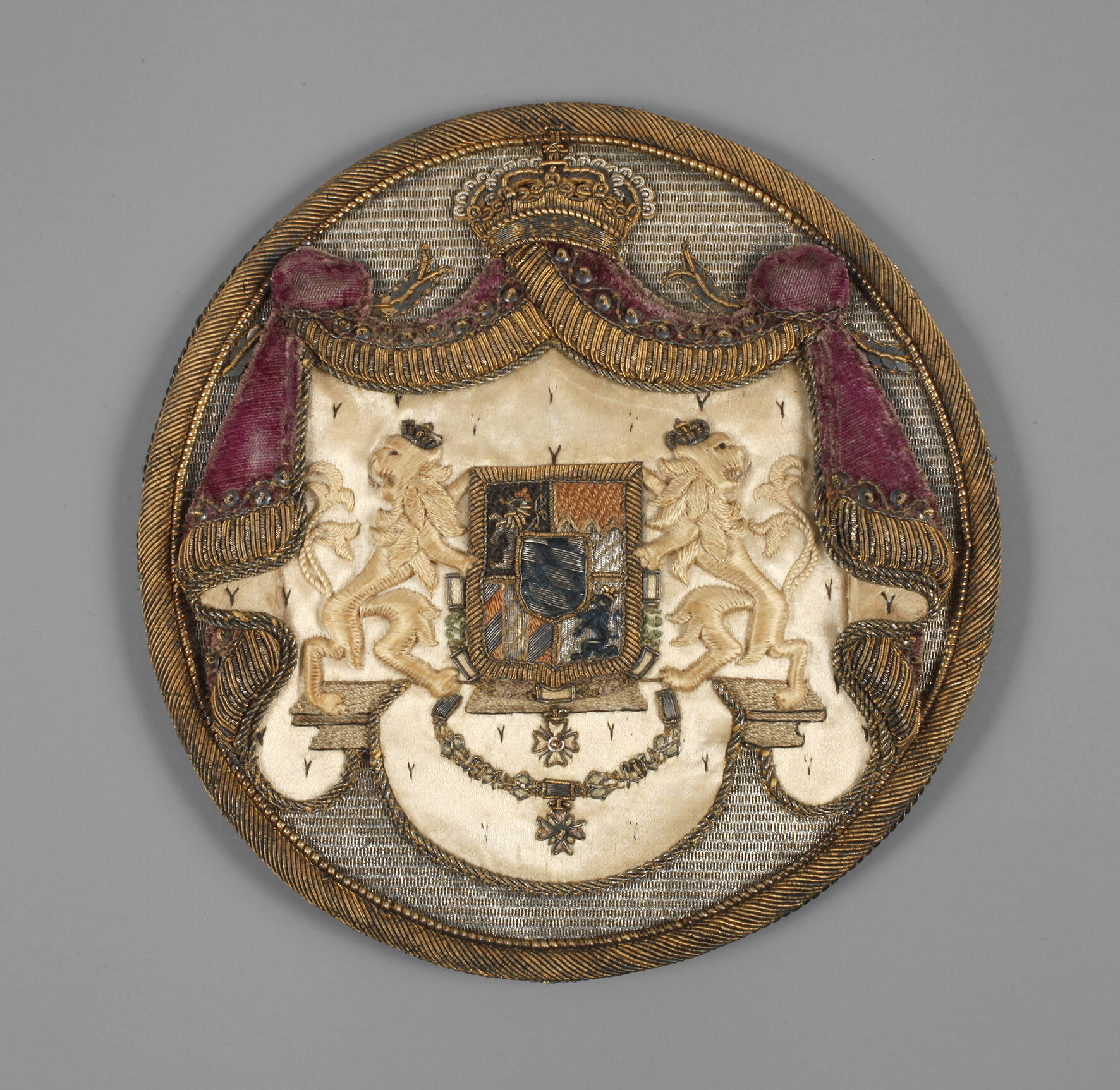 Bayern, Applikation für den Ordensmantel