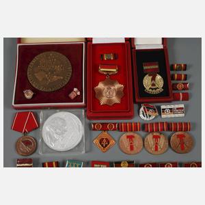 Konvolut DDR-Auszeichnungen