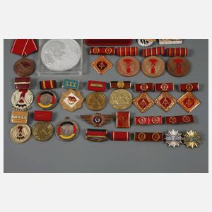 Konvolut DDR-Auszeichnungen