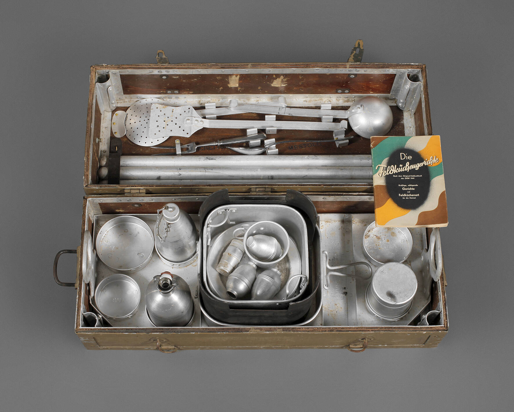 Feldküchenkiste der italienischen Armee 2. Weltkrieg
