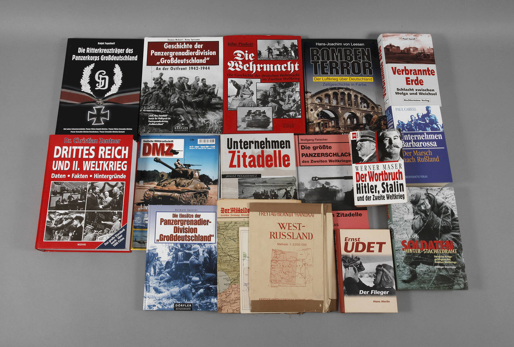 Konvolut militärische Sachbücher
