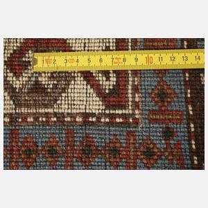 Teppich mit Adlermotiv