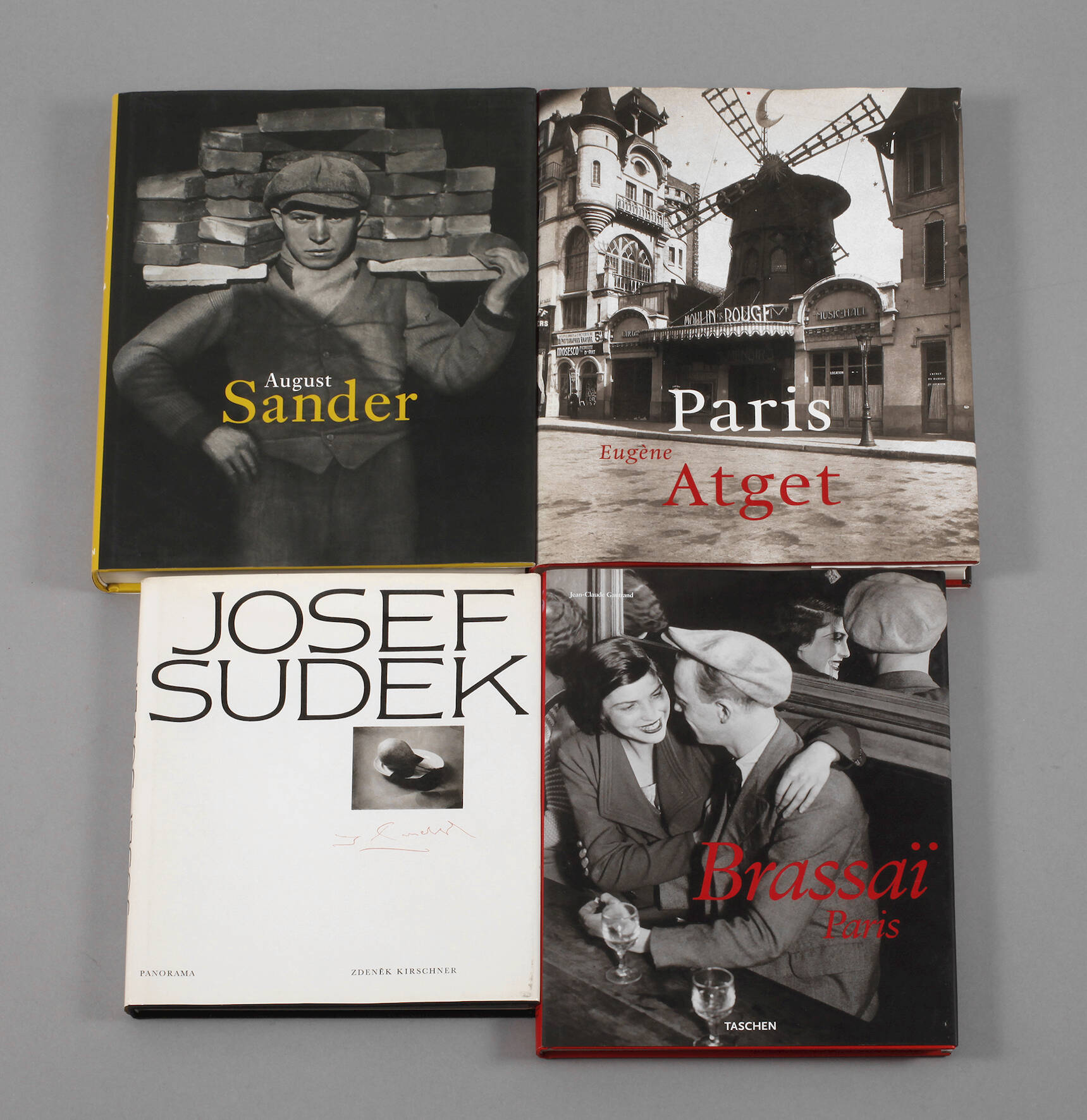 Vier Bücher berühmte Fotografen