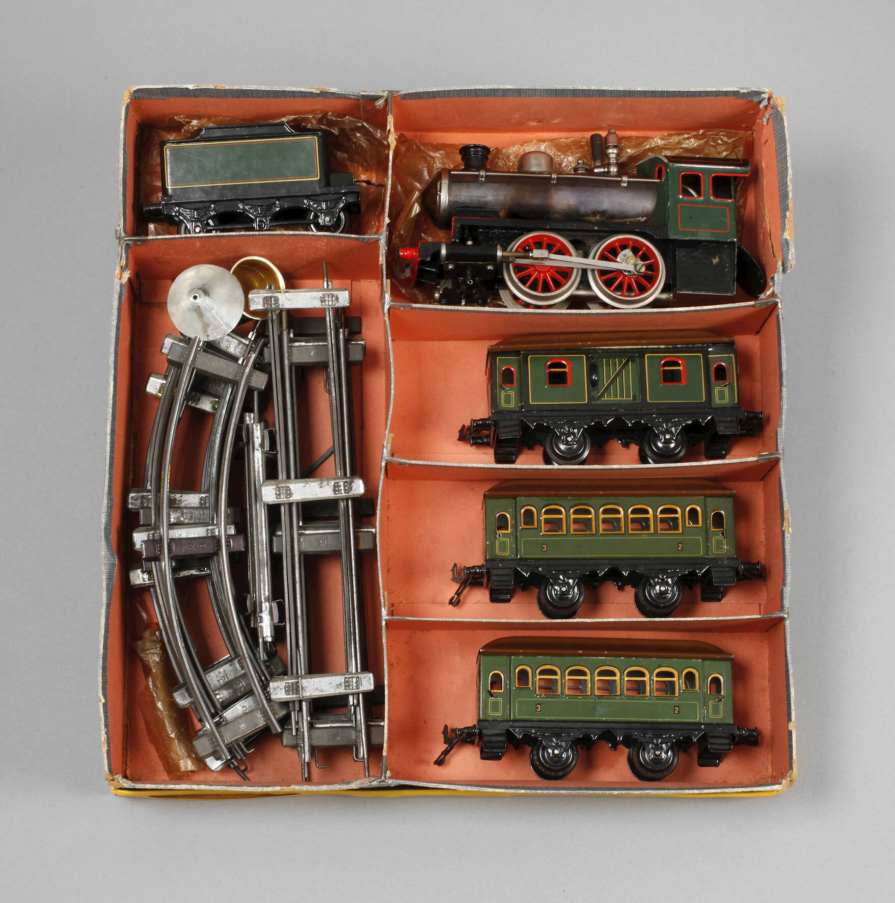 Bing Zugpackung mit Spirituslok