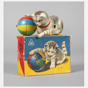 Georg Köhler Katze mit Ball