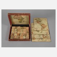 Würfel-Legespiel mit Landkarten der Welt111