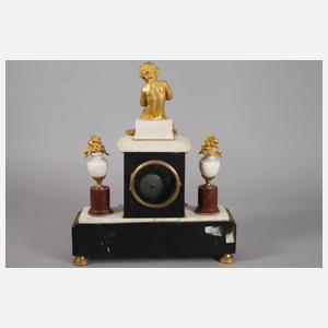 Klassizistische Figurenpendule