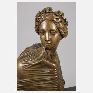 Klassizistische Figurenpendule Bronze