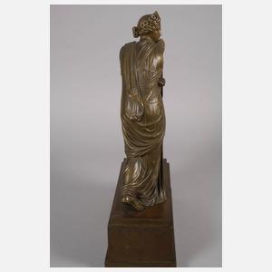 Klassizistische Figurenpendule Bronze