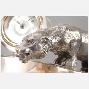 Tischdekoration mit Uhr Art déco