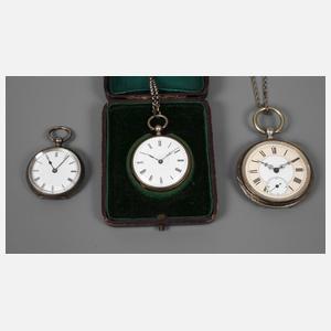 Drei silberne Taschenuhren