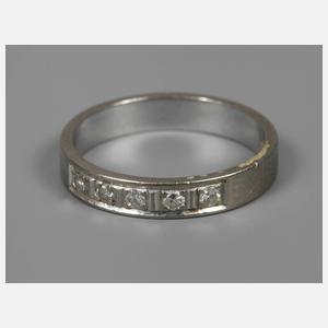 Bandring mit Diamanten