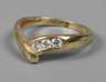Damenring mit Steinbesatz