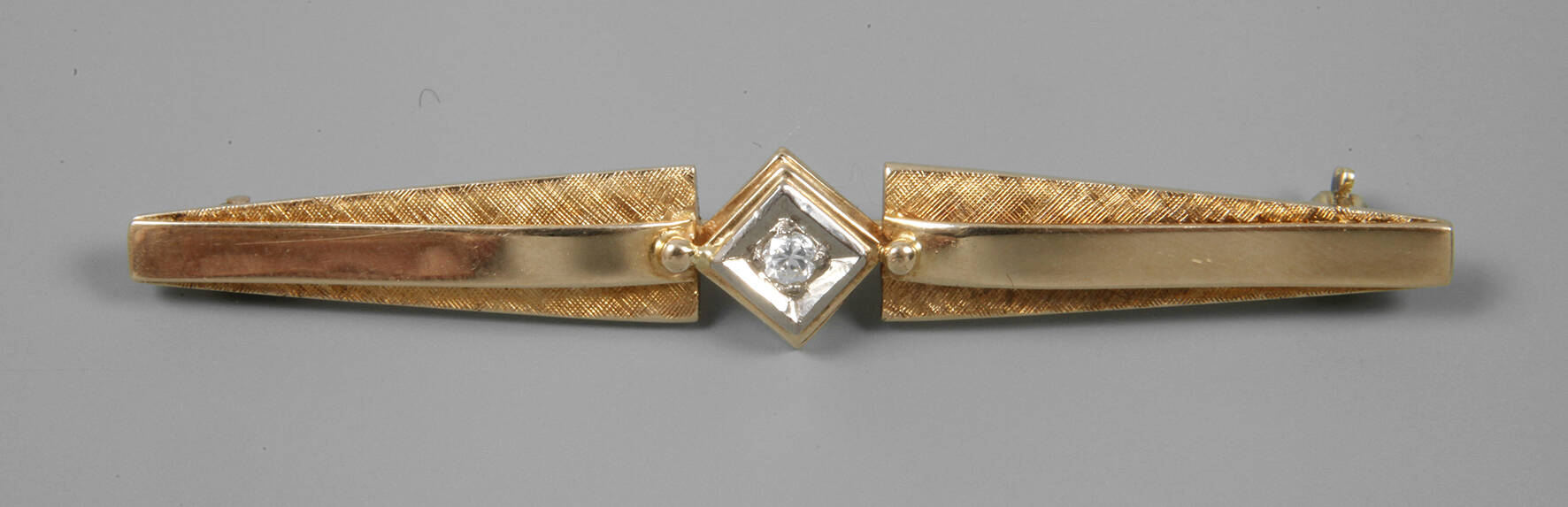 Stabbrosche mit Brillanten