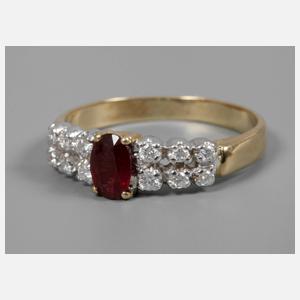 Damenring mit Rubin und Brillanten
