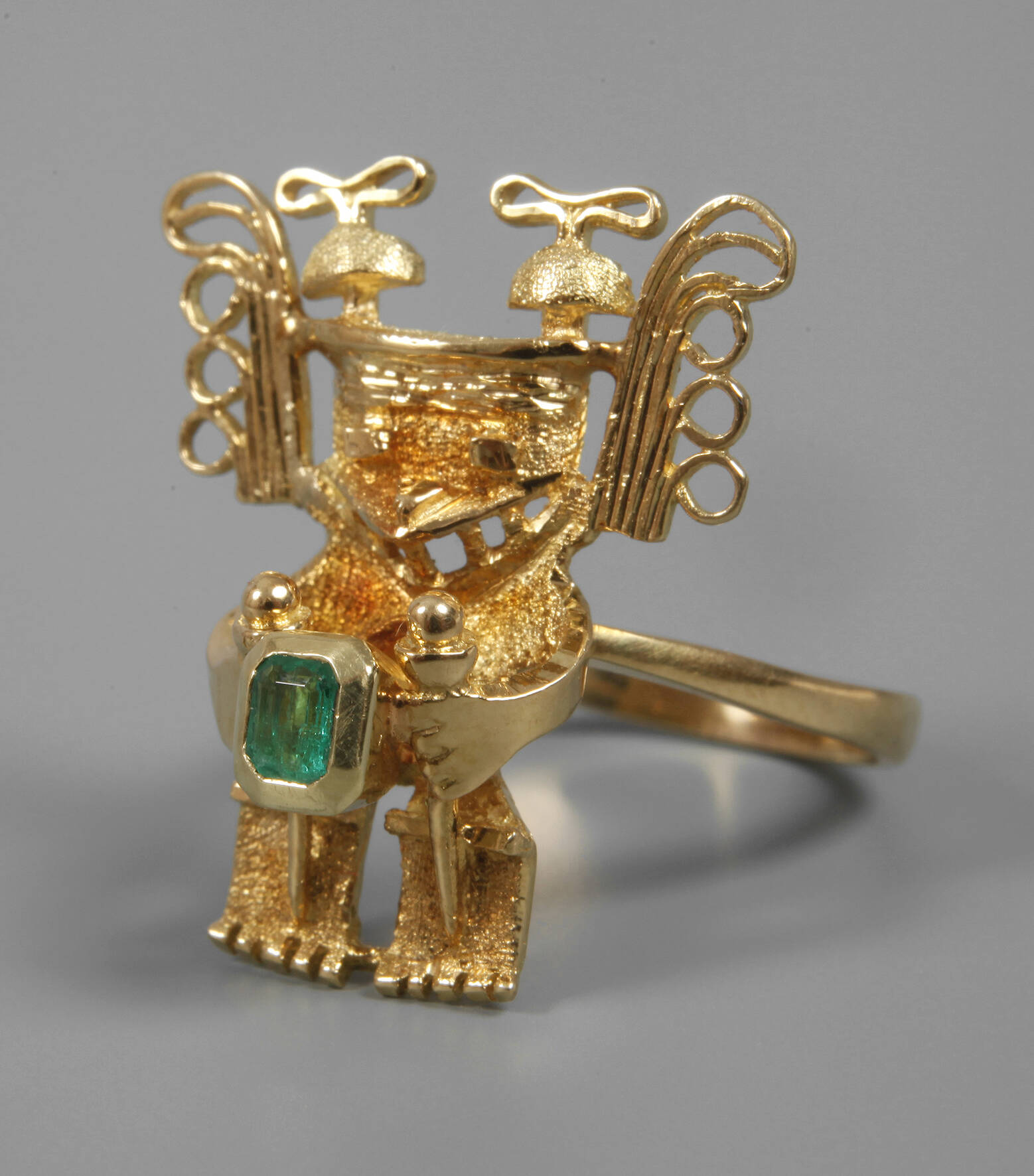 Damenring mit Smaragd