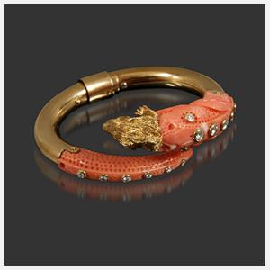 Armreif mit Koralle und Brillanten