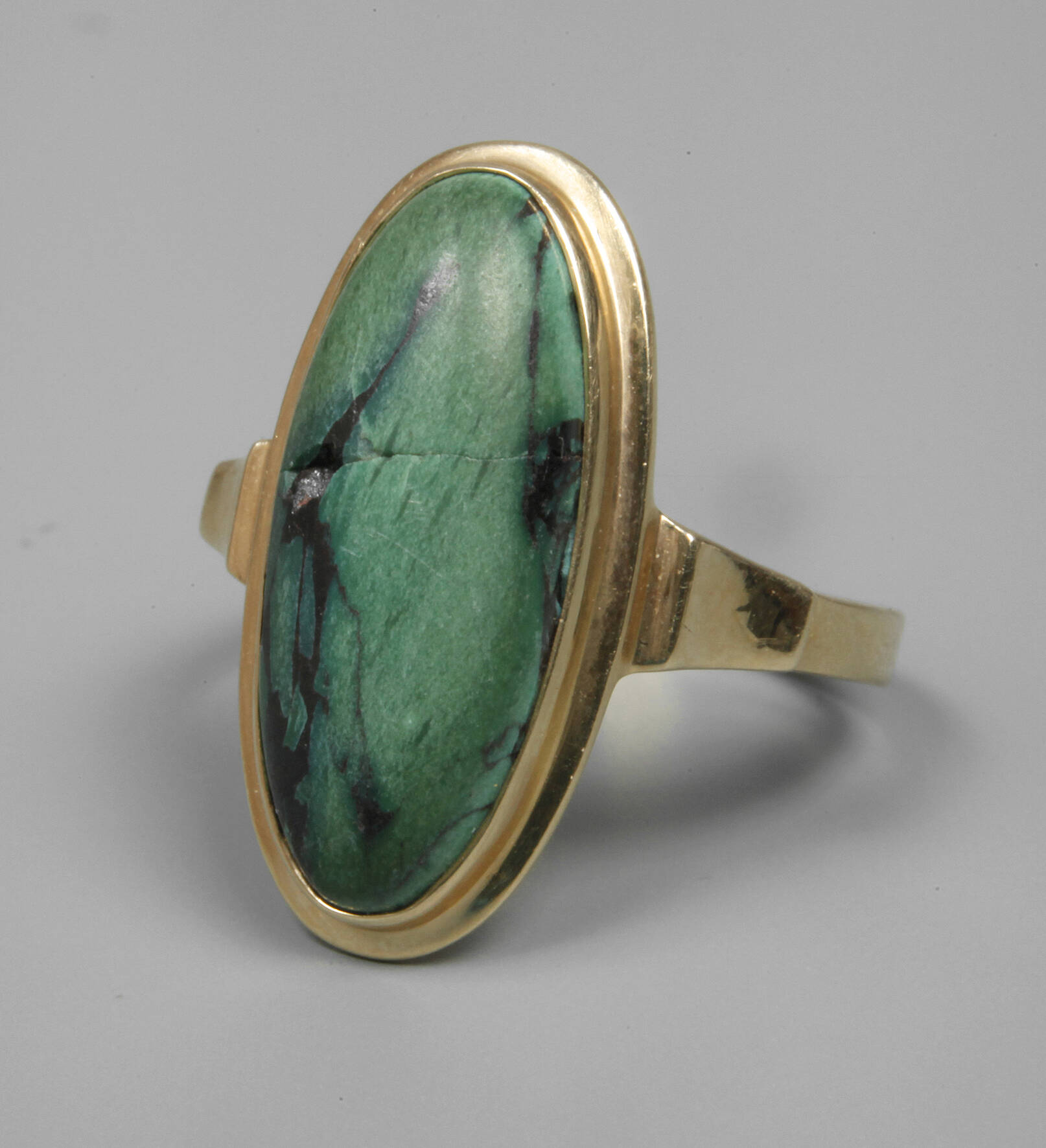 Damenring mit Zoisit