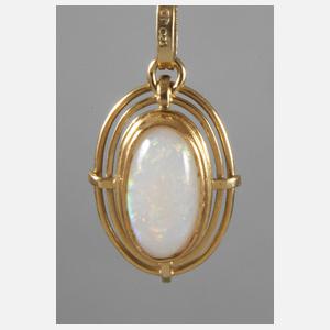 Anhänger mit Edelopal