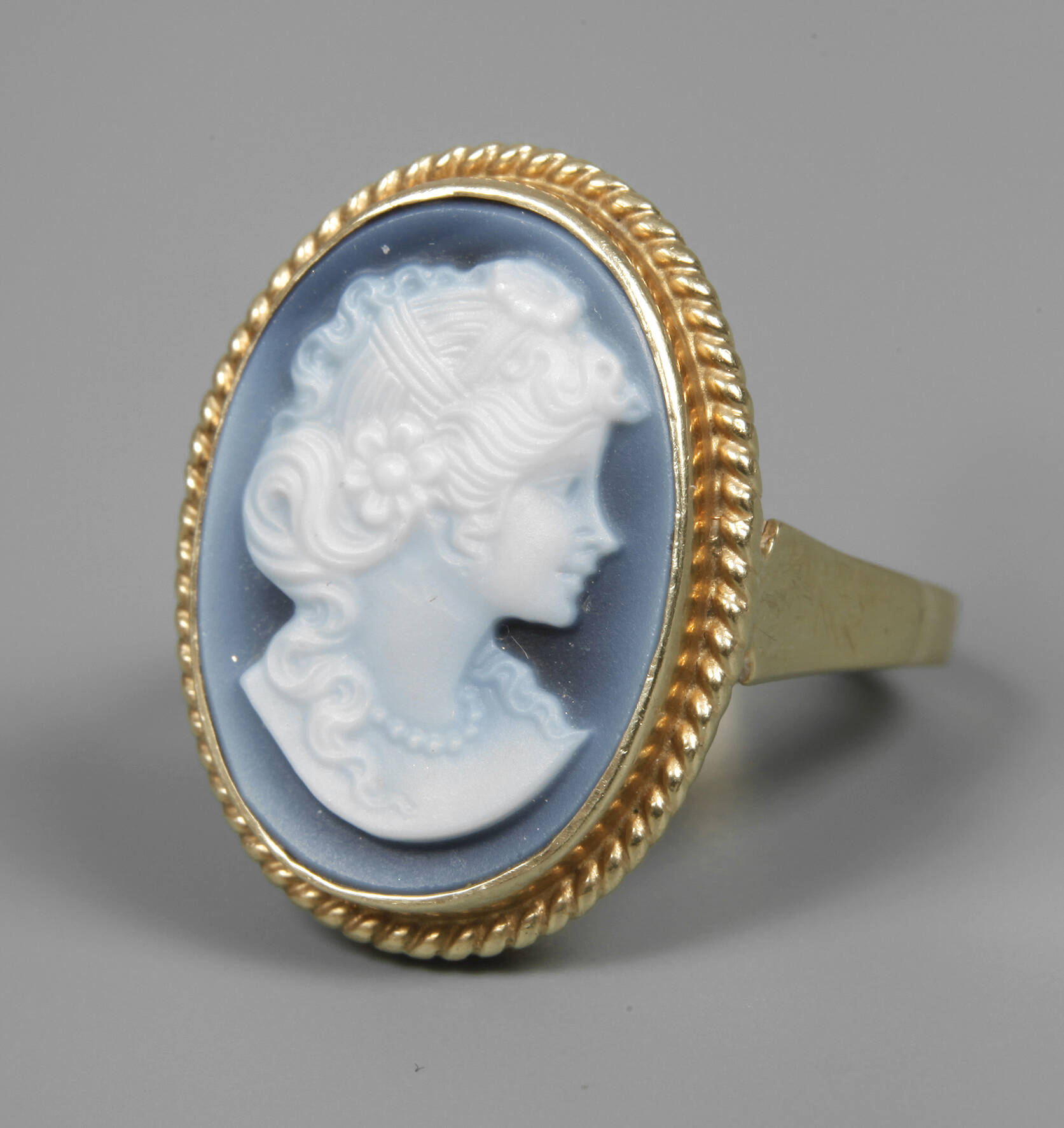 Damenring mit Achatkamee