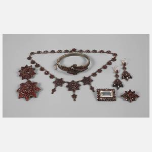 Großes Konvolut Granatschmuck
