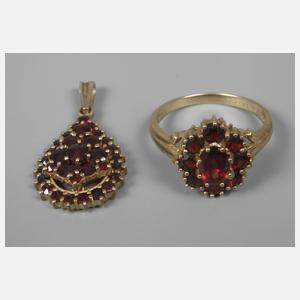 Zwei Teile Granatschmuck