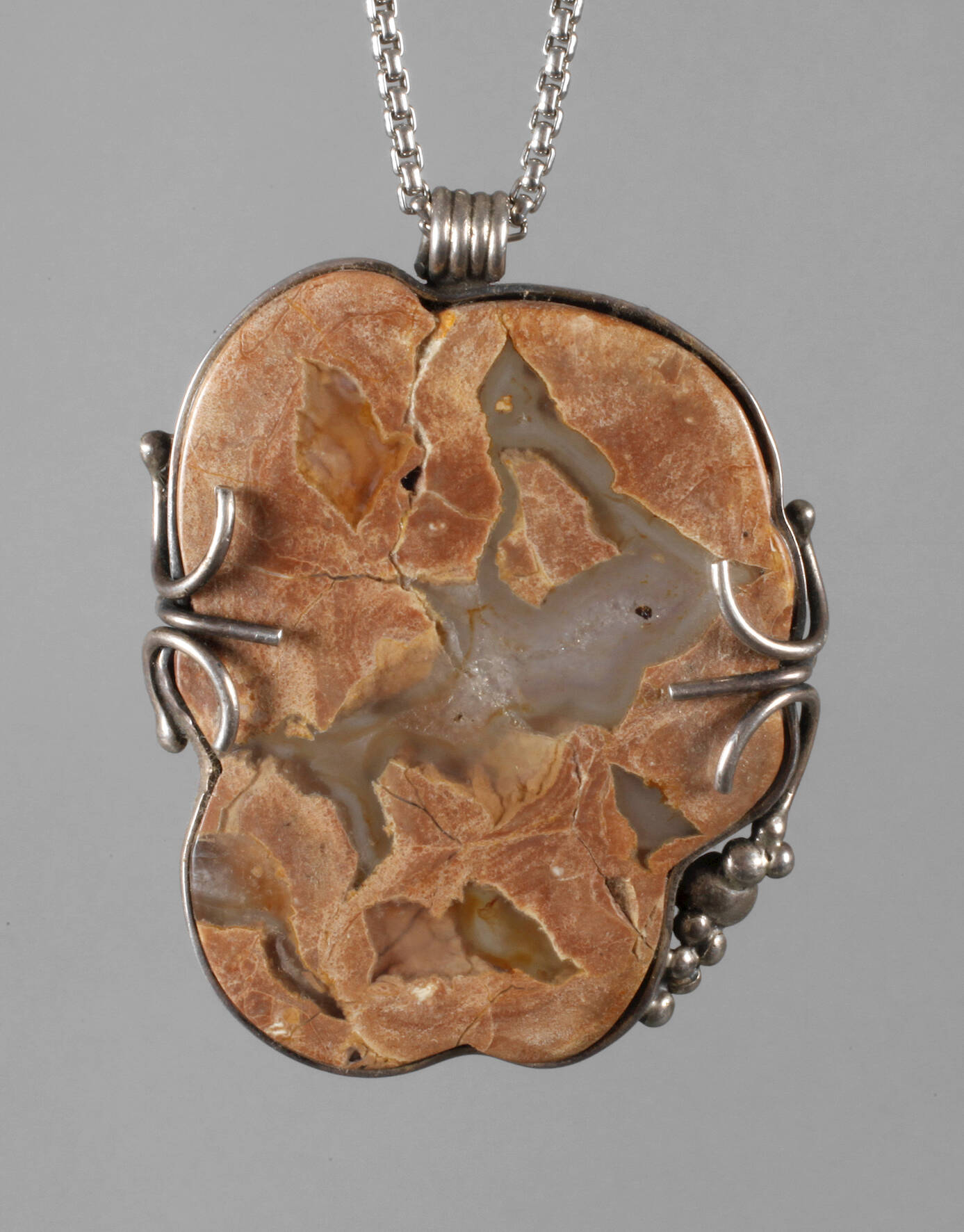 Ungewöhnlicher Achatanhänger