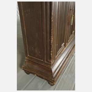 Barocker Nasenschrank