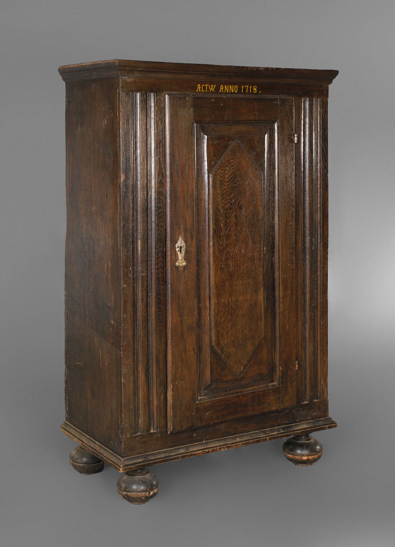 Dielenschrank Barock