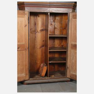Bauernschrank Barock