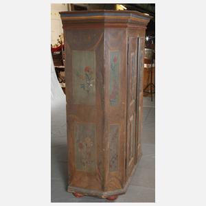 Bauernschrank Barock