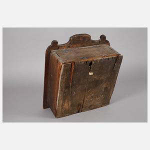 Kleiner Wandkasten Barock
