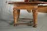Rustikaler Esstisch