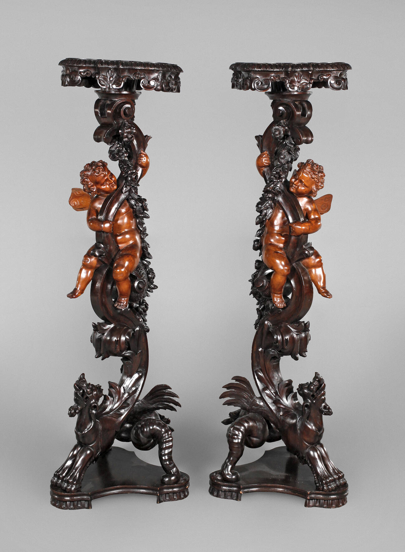 Paar prächtige Postamente Historismus