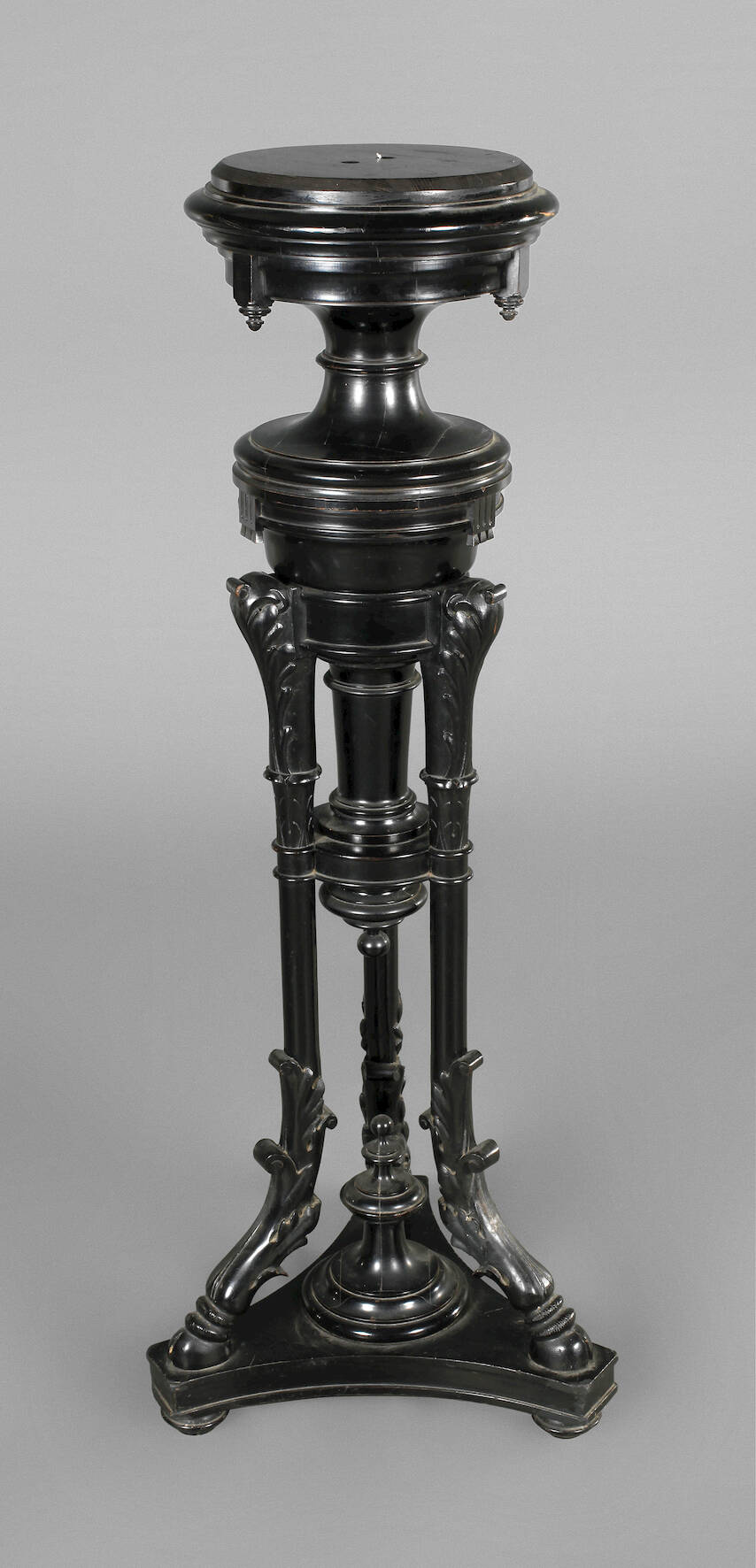 Postament Historismus