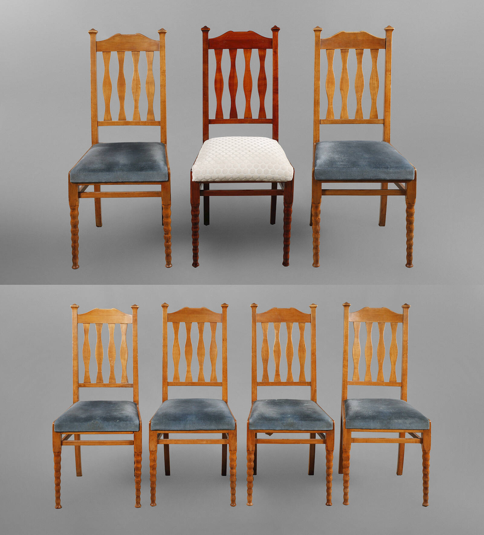 Sieben Stühle Jugendstil