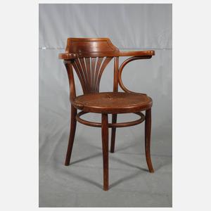 Sieben Kaffeehausstühle