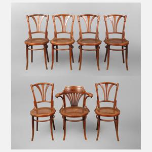 Sieben Kaffeehausstühle