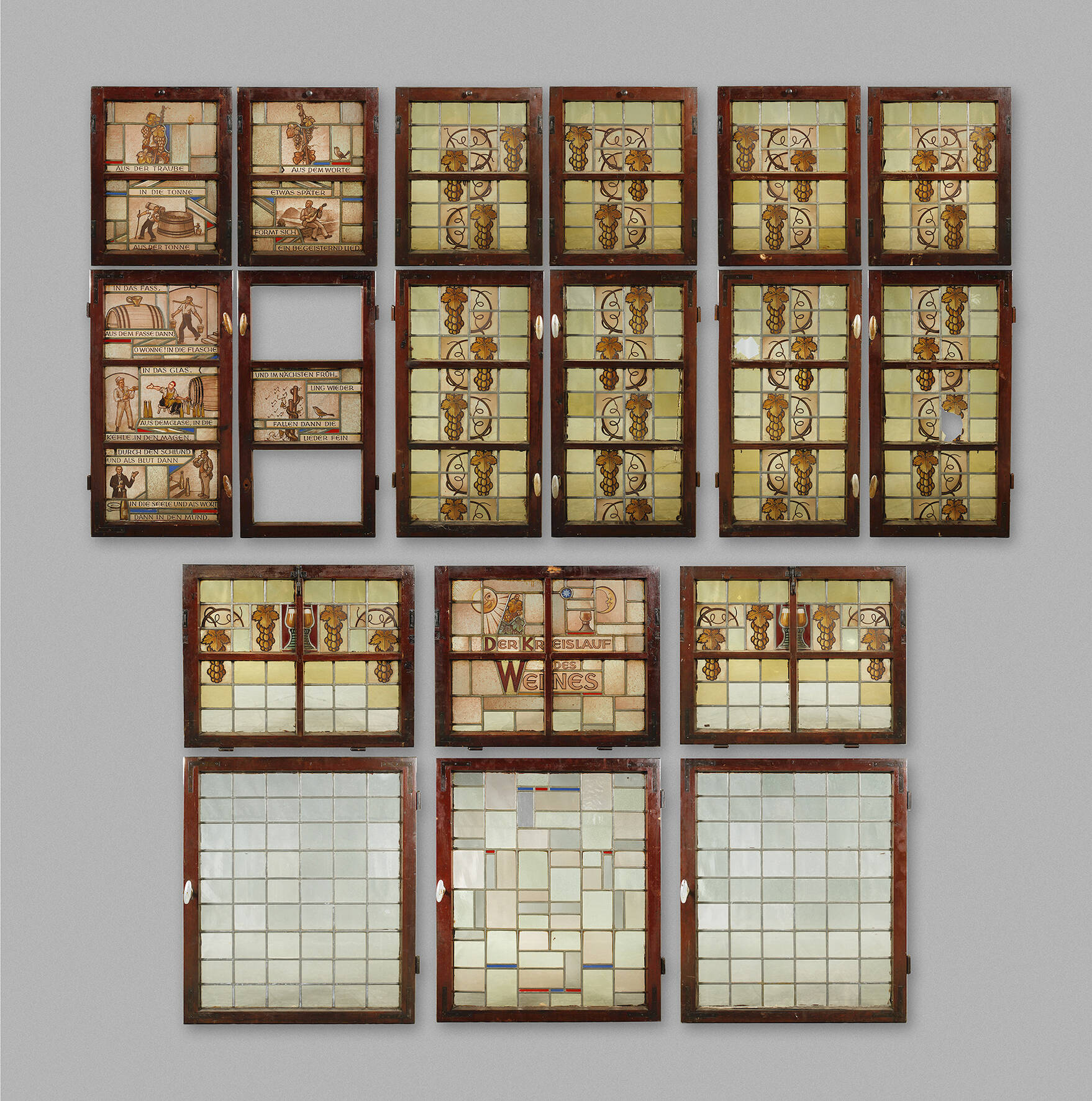 Große Bleiverglasung “Der Kreislauf des Weines”