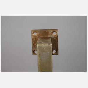 Drei Paar Bügelgriffe