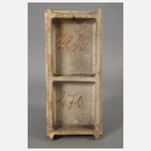 Drei bemalte Ofenkacheln