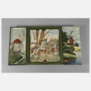 Drei bemalte Ofenkacheln