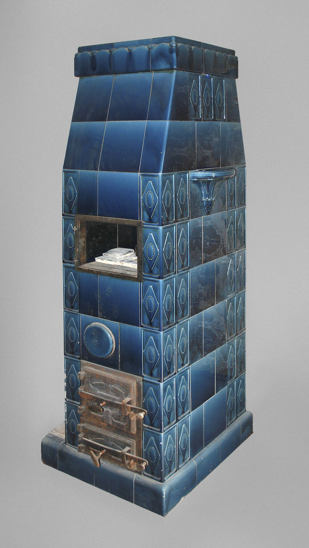 Kachelofen Jugendstil