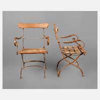 Paar Gartenstühle111