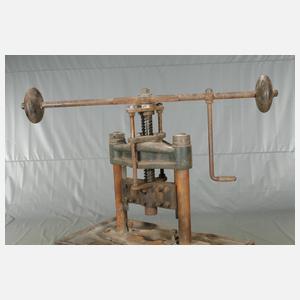 Große Spindelpresse