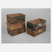 Fünf Materialboxen111